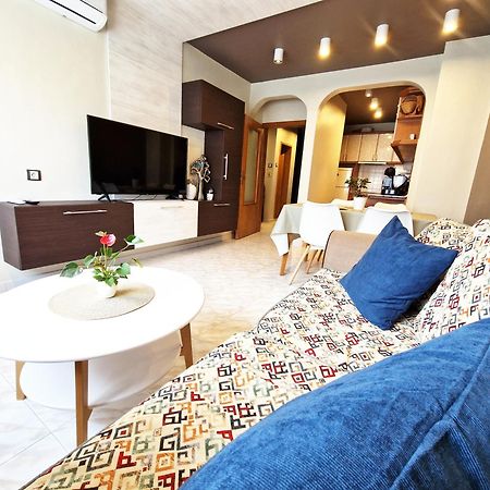 Central Apartment - Spacious Designer Property In Stara Zagora Esterno foto