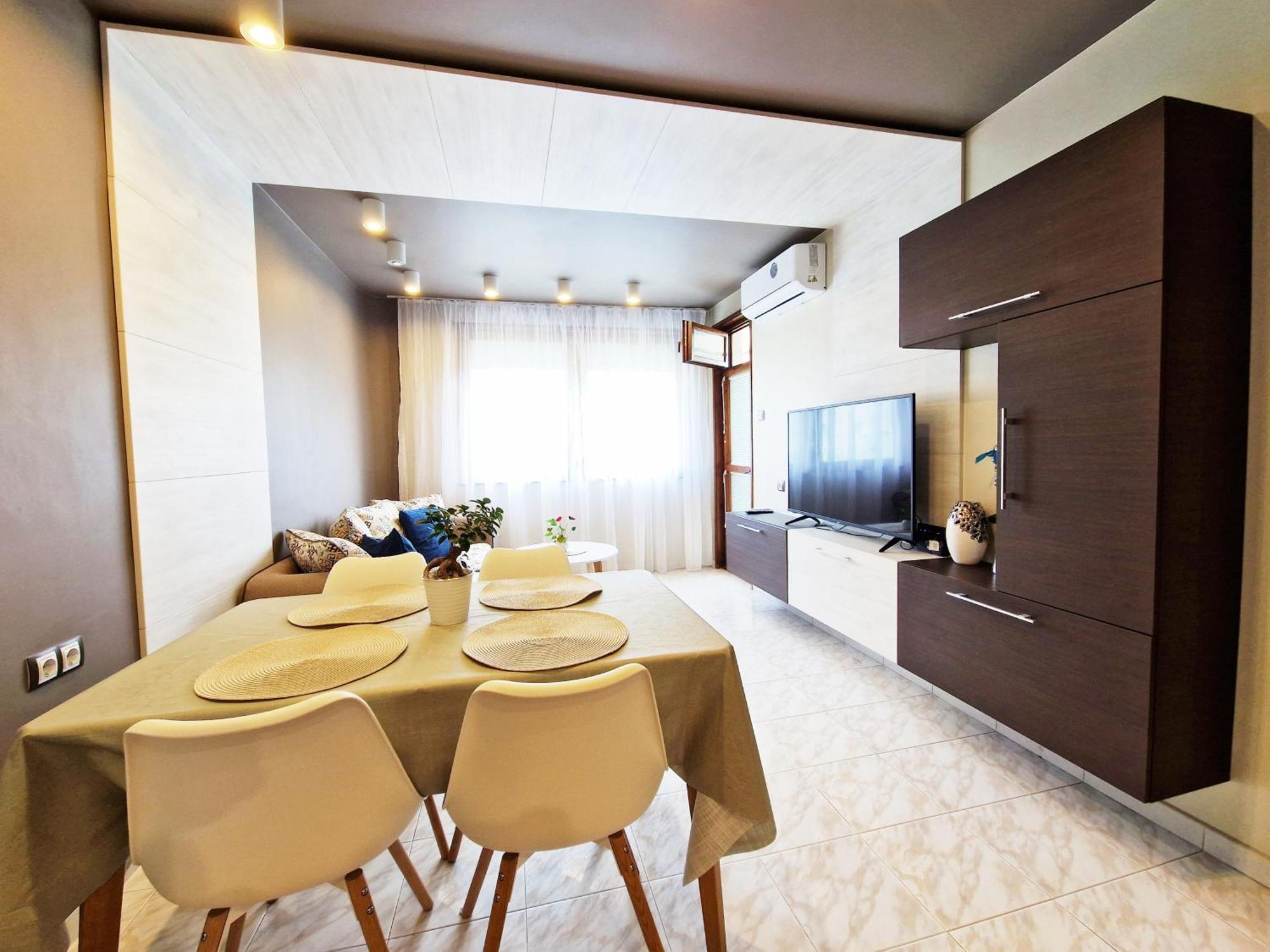 Central Apartment - Spacious Designer Property In Stara Zagora Esterno foto