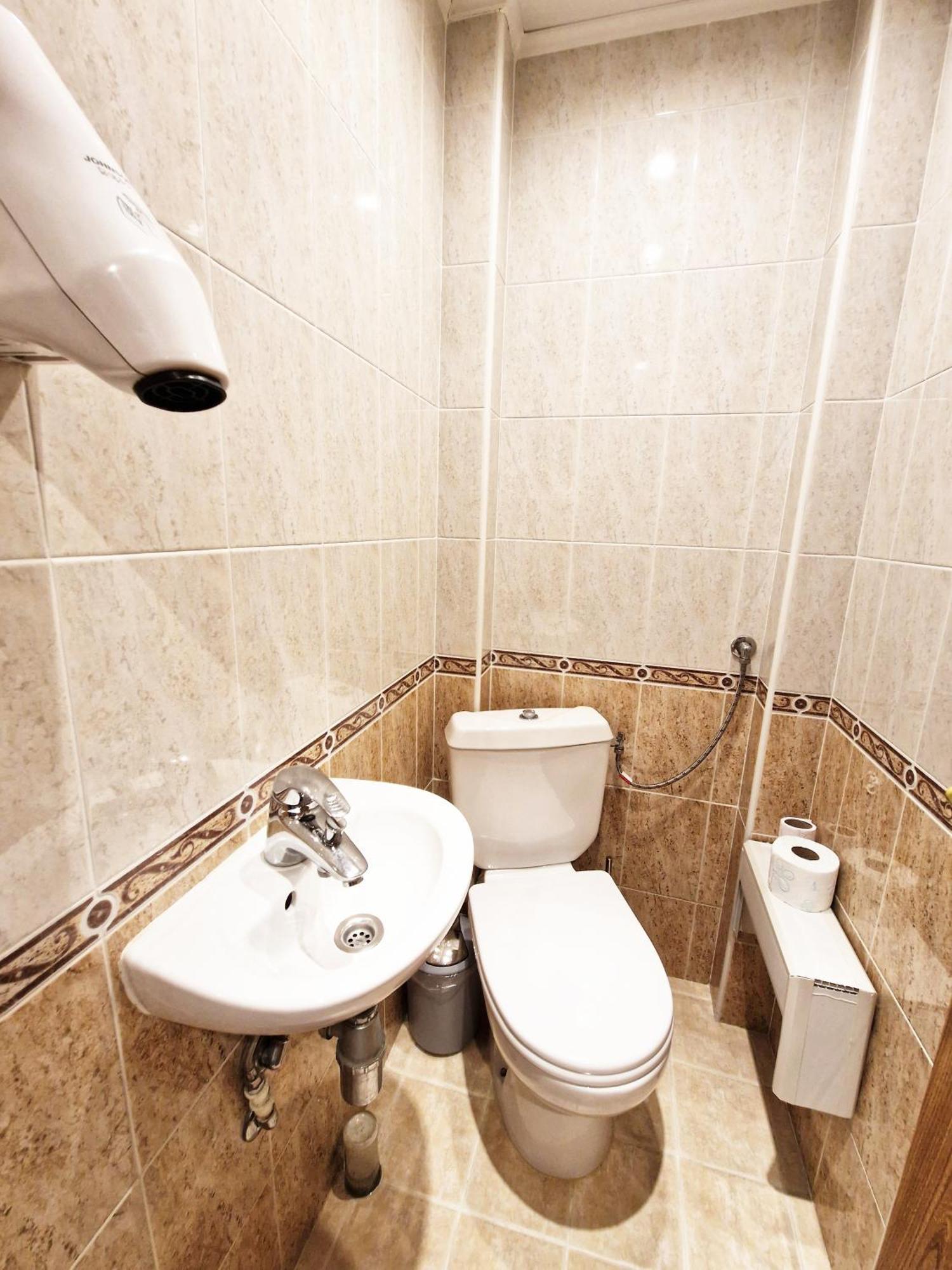 Central Apartment - Spacious Designer Property In Stara Zagora Esterno foto